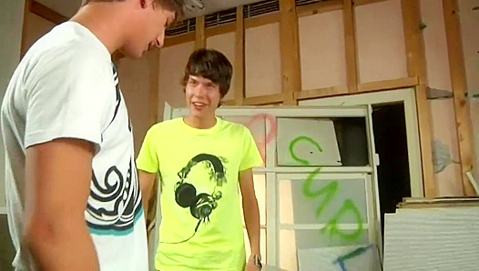 Elliot Gass & Jack Blue Get Freaky ~ One Takes a Facial - Gay XXX