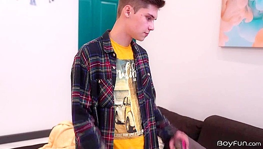 Rough Reaming ~ Rimi Morty & Scott Smith Get Wild With Boyfun Toys