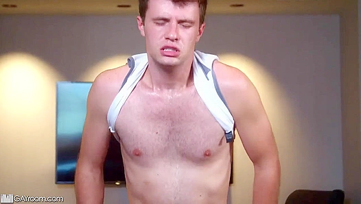 Maxx Monroe Rides Hung Dillon Diaz's Massive Cock - XXX GAY