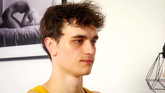 Thirsty Solo Stud ~ Bert Kuna Jacks Off Fiercely in Bed