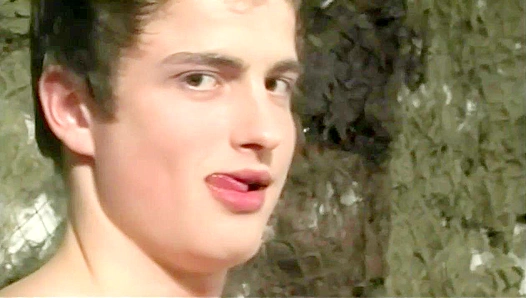 Smiling Cutie Jeffrey Raddin Jacks Off Hard - Gay XXX