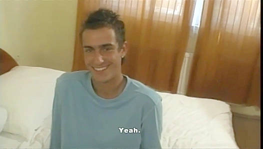 Phill Berger Flexes His Abs While Enjoying Hot Solo Action - Gay XXX