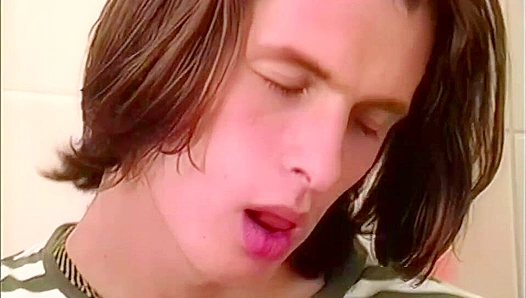 Mikulas Gost Demands Gregor Hanslik's Cumshot