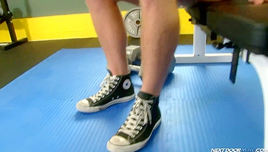 FITNESS HUNK CONNOR MAGUIRE STROKES IT HARD NEXT DOOR