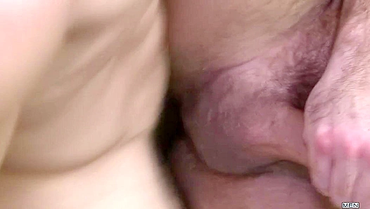 Str8 toGay ~ Close-Up Ass Stretching with Jessie Colter & Joe Parker