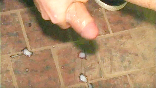 Sam Brooks Proves Public Fucking Is Hotter Than You Think - Gay XXX