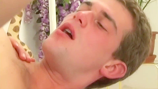 Horny Dudes Goran & Nemanja Get Frisky Together - GayLifeNetwork