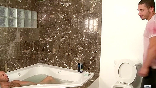 Horny Duo ~ Marc Dylan & Cole Streets Bang in the Bath - Straight Turned Gay Passion