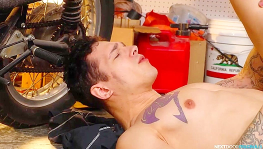 Hardworking Hotties ~ Carter Woods & Jayden Marcos Fuck Next Door