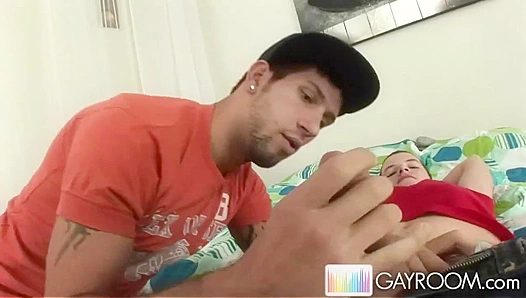 Double Penetration ~ Jake Austin Strokes While Fucked Hard - XXX GAY