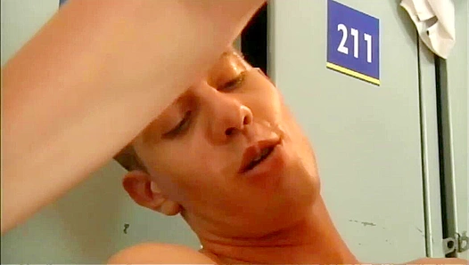 Eric Harper Cums on Face After Pounding That Tight Ass - Gay XXX