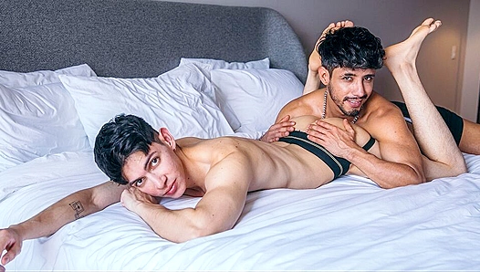 Hot Mexican Anal ~ Abraham Shehell & Chriss Murphy Fuck Like Cocky Hunks