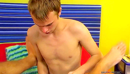 Sweaty Lovemaking ~ Skylar Prince & Cameron Greenway Heat Up Lollipop Twinks