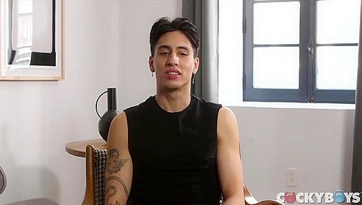 Big Boner Slides In ~ Angel Elias & Benjamin Blue's Cocky Adventure