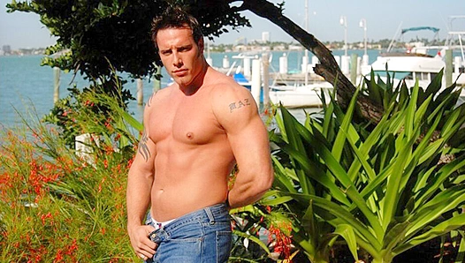 Deklan Connors Gets Silly and Hot in a Steamy Circle Jerk