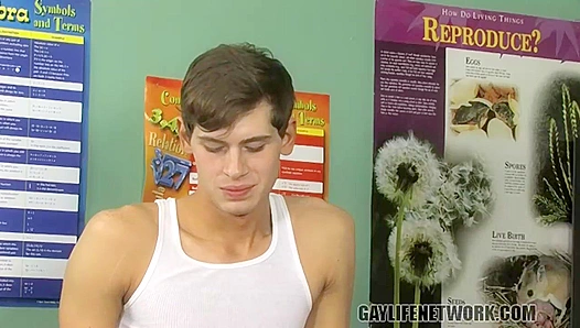 Steffen Van Gets Fucked by Jayden Ellis After Class - Teach Twinks