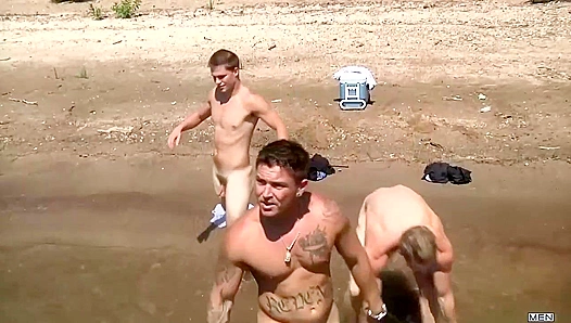 Jizz Orgy Afloat ~ Jimmy Johnson & Tommy Defendi Fuck on a Boat