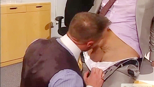 Derrek Diamond & Ross Hurston ~ Steamy Office Seduction