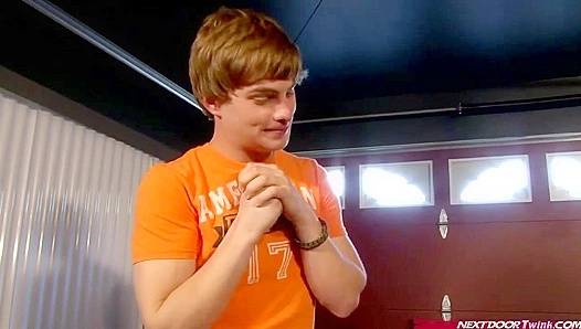 Noah, Trevor, and JD Share a Steamy Facial Fest - Nextdoor Twinks