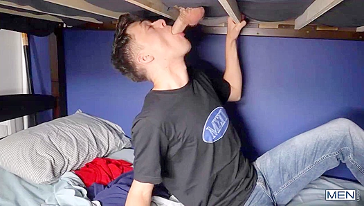 Str8 to Gay ~ Playful Finn Harding & Troye Dean's Steamy Transformation