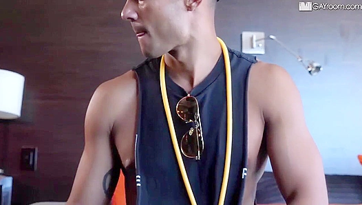 Moaning Josh Cannon Gets Fucked by AJ Sloan in Interracial Shower - XXX GAY