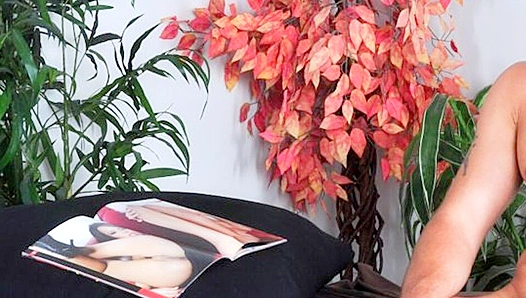 Trystan Bull Strokes His Hard Dick On The Set