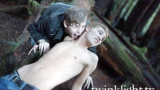 Twinklight ~ Gorgeous Jayden Ellis and Kain Lanning Fuck Wild in the Woods