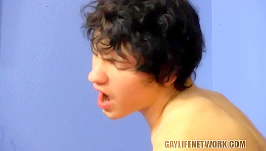 Preston Pounds Josh's Tight Ass Deeply - Lollipop Twinks