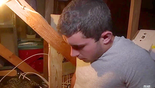 Str8 toGay ~ Marcus Ruhl & Danny Palick's Scorching Barn Scene