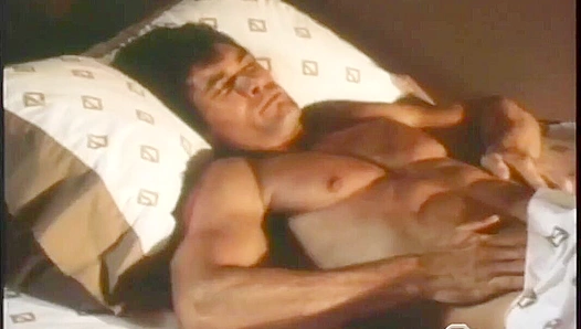 Beefy Gordon Grant's Morning Cumshot Splatter - Falcon Studios