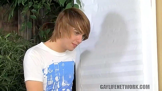 Passionate Passion ~ Blonde Twinks Atlanta Grey & Kaiden Ertelle Heat Up the Bedroom