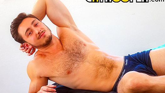 Gio Giovanni Glamorarily Solo ~ A Masturbatory Masterclass