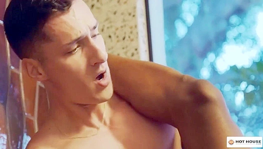 Tristan Hunter & Isaiah Taye ~ Steamy Interracial Shower in the Hot House