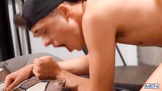 Troye Dean & Logan Aarons Sneak a Wild Game Night Fuck - Drill My Hole