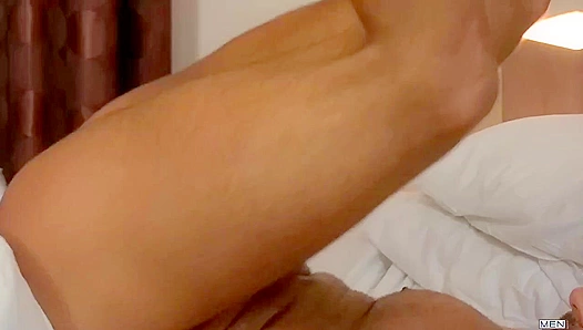 UK Streetwalkers ~ Hot Sex with Jay Roberts & Valentino Medici