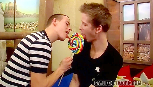 Timmy Clark and Luke Willis Savage Each Other - Lollipop Twinks