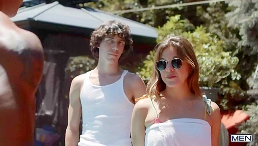 Latin Lovers Outdoors ~ Kenzo & Cristiano Turn Str8 to Gay