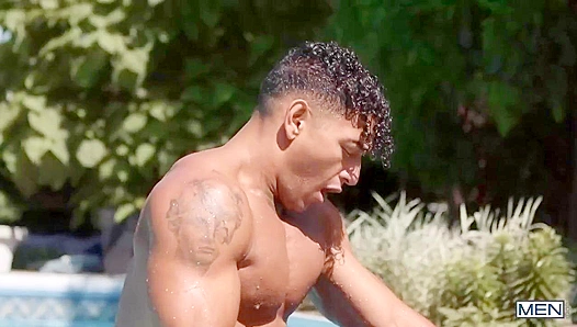 Latin Lovers Outdoors ~ Kenzo & Cristiano Turn Str8 to Gay