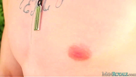 Horny Evan Mercy Gets Fucked Outdoors by Tyr Alexander - XXX GAY