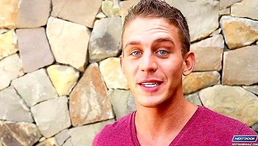 Alexander Gustavo's Secret Cell Masturbation Session