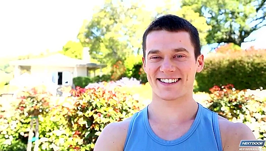 Chip Tanner Shakes His Ass & Fucks That Toy Hard – Nextdoor Male