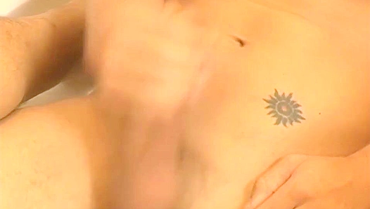 Horny Bath Bang ~ Blair Mason & Sean Corwin Heat Up the Tub