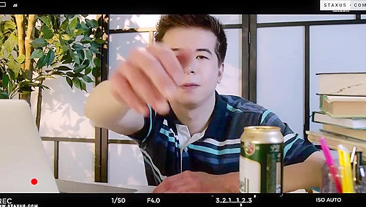 Mitto Miles Fucks Timmy Williams' Capacious Ass in Hot Gay XXX Video