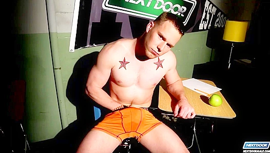 Randy A Shows Off His Booty and Blasts Off - Nextdoor Sexy Stud