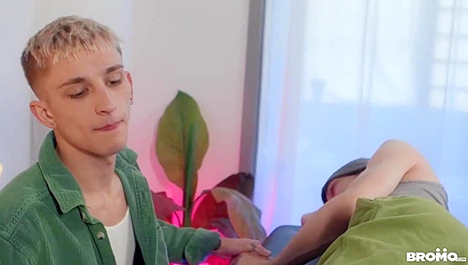 Theo Brady Cheats with Edgy Hottie Sunny D - Hot Gay Action!