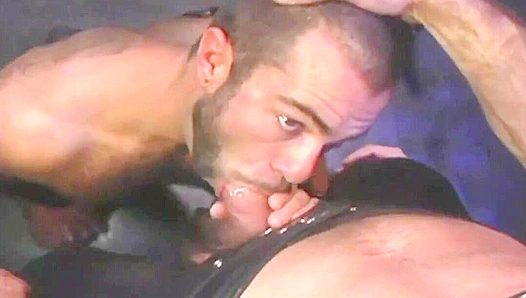 Sweaty BDSM Passion ~ Brendan Davies, Steve Cruz, Park Wiley