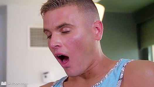 Felix Maze & Giovanni Heat Up the Sheets with Intense Anal Magic