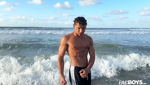 Shredded Stud Damond Brown ~ Hot Bod Temptation - Eastboys