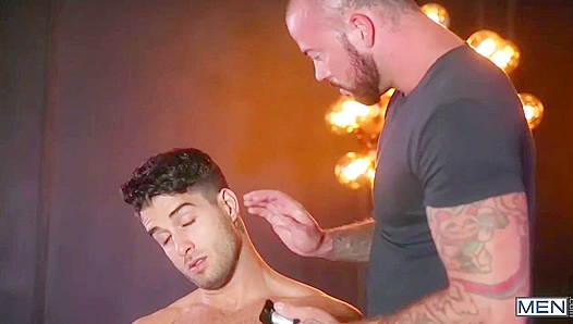 Barber Sean Duran Drilled Hard by Short-Haired DiegoSans
