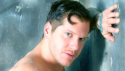 Parker London Jacks Off Intensely - High Performance Men